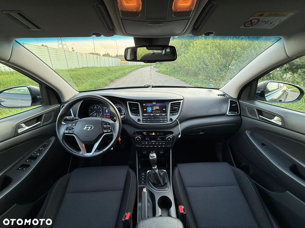 Hyundai Tucson 1.7 CRDI BlueDrive Comfort 2WD - 16
