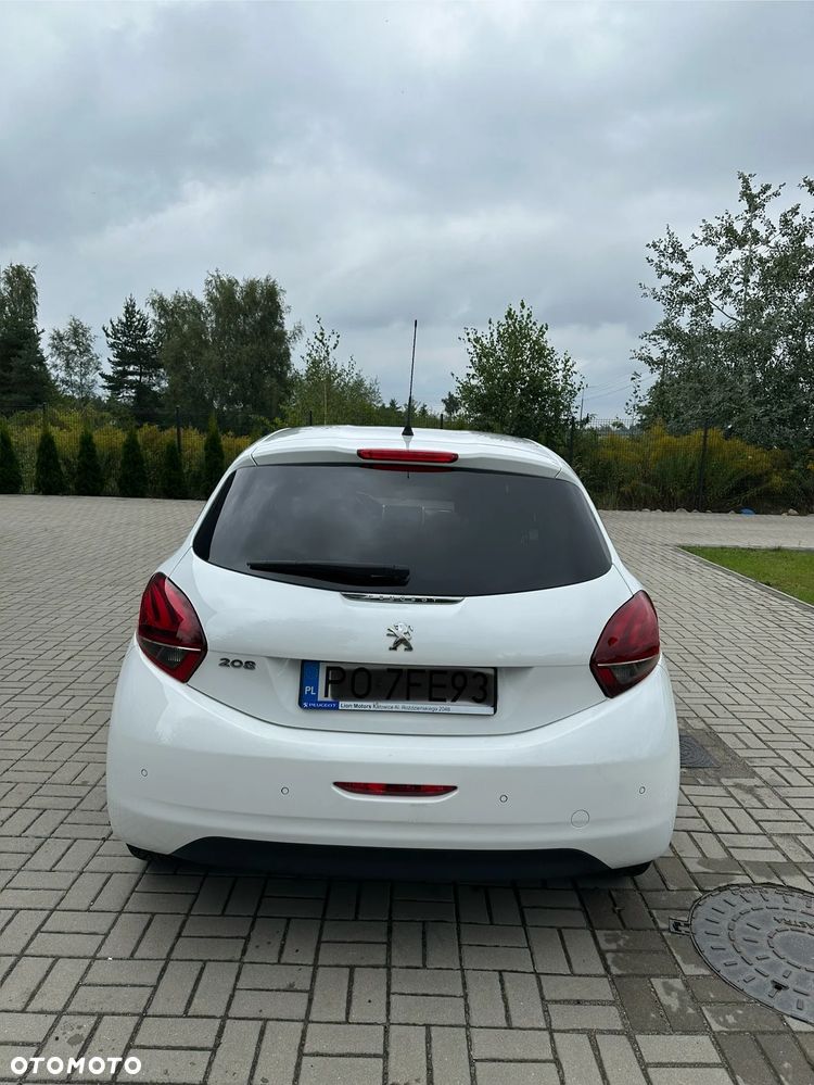 Peugeot 208 1.2 PureTech Allure - 4