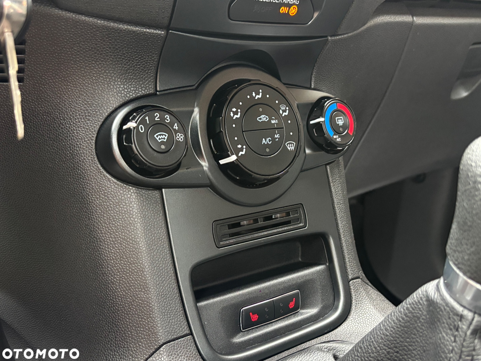 Ford Fiesta - 16