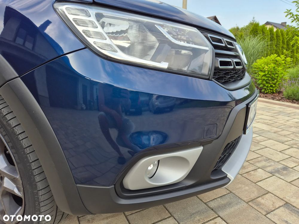 Dacia Sandero TCe 90 Celebration - 16