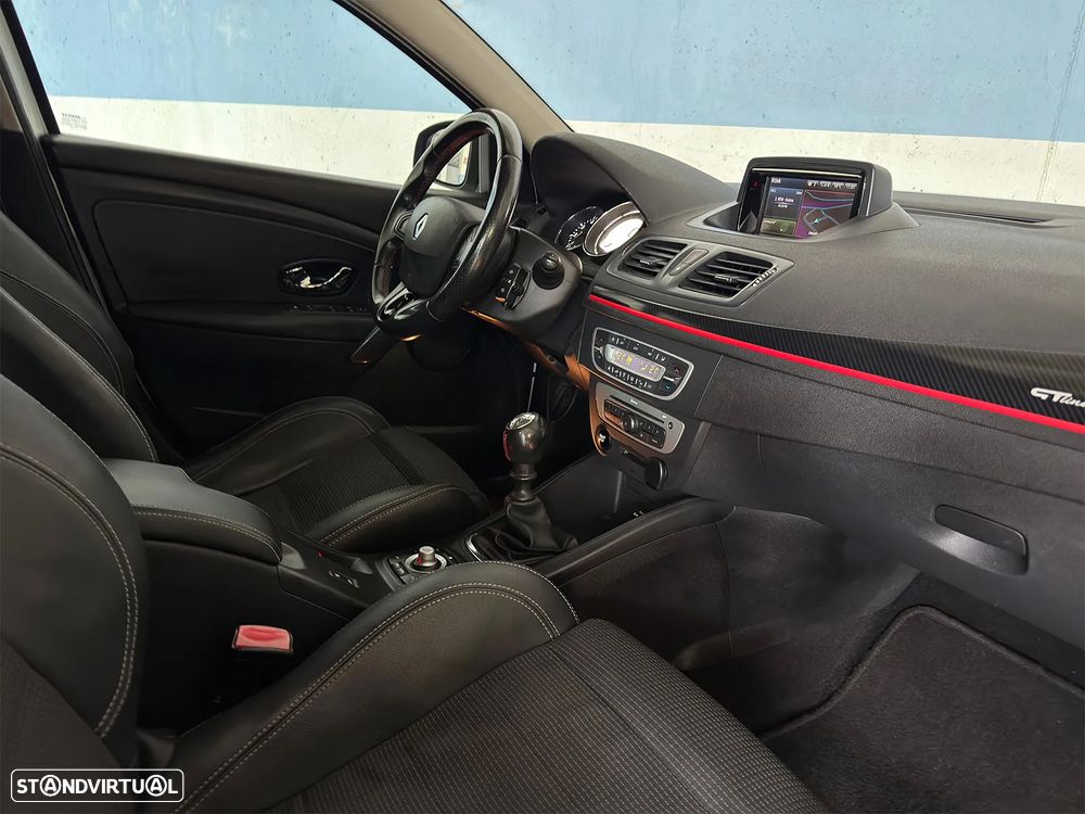 Renault Mégane Sport Tourer 1.5 dCi GT Line SS - 8