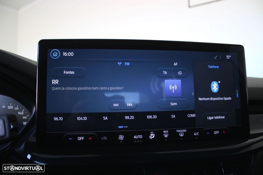 Ford Focus 1.0 EcoBoost MHEV ST-Line - 20