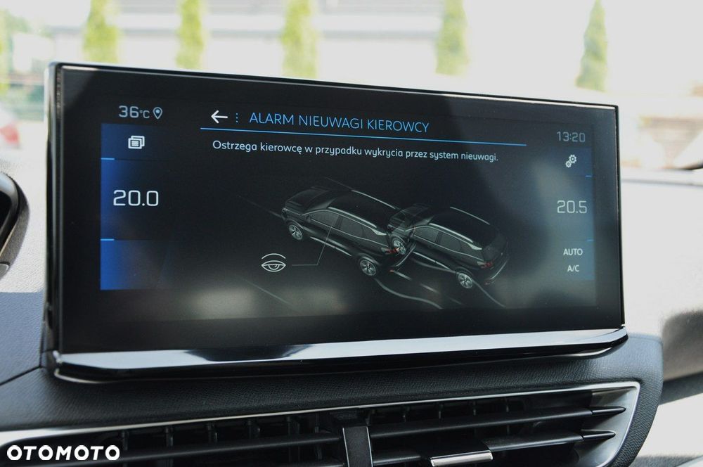 Peugeot 3008 1.2 PureTech Allure Pack S&S - 29