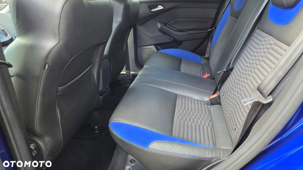 Ford Focus 2.0 TDCi ST-2 - 6