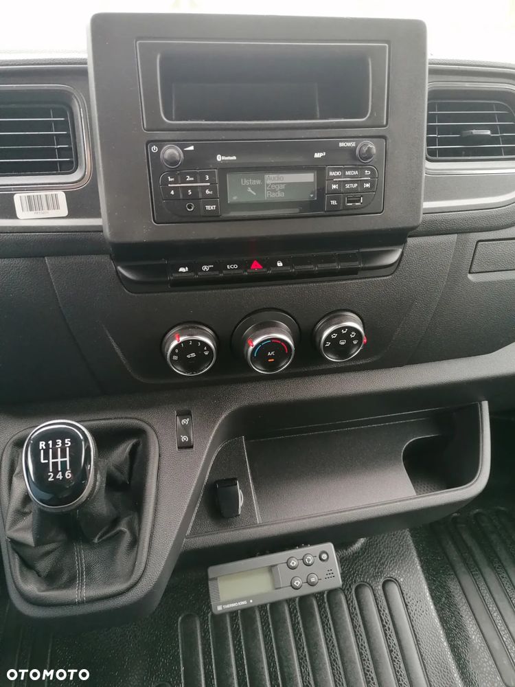 Renault Master - 15