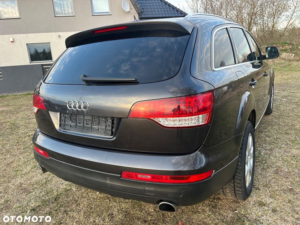 Audi Q7 - 8