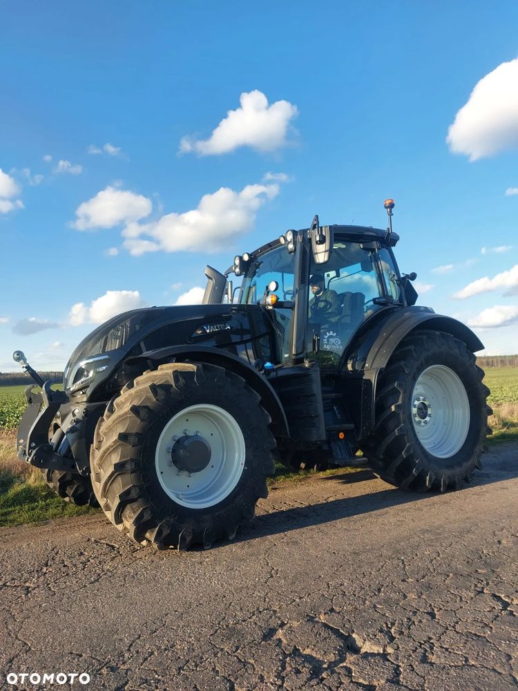 Valtra T145A - 1
