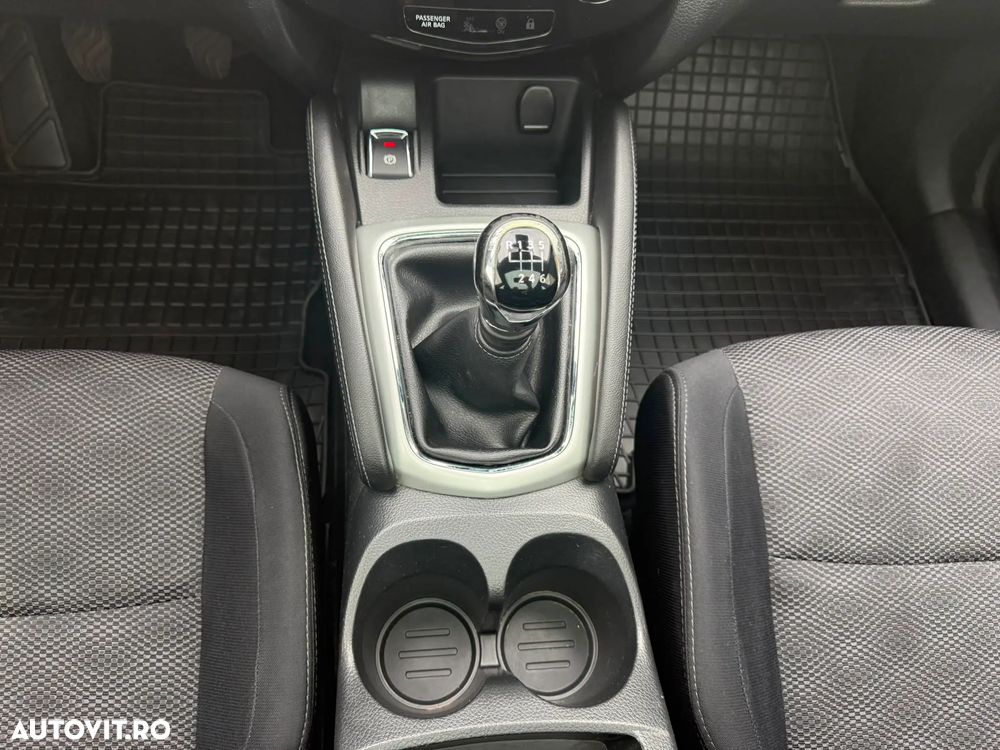 Nissan Qashqai 1.5 DCI Start/Stop Tekna - 16