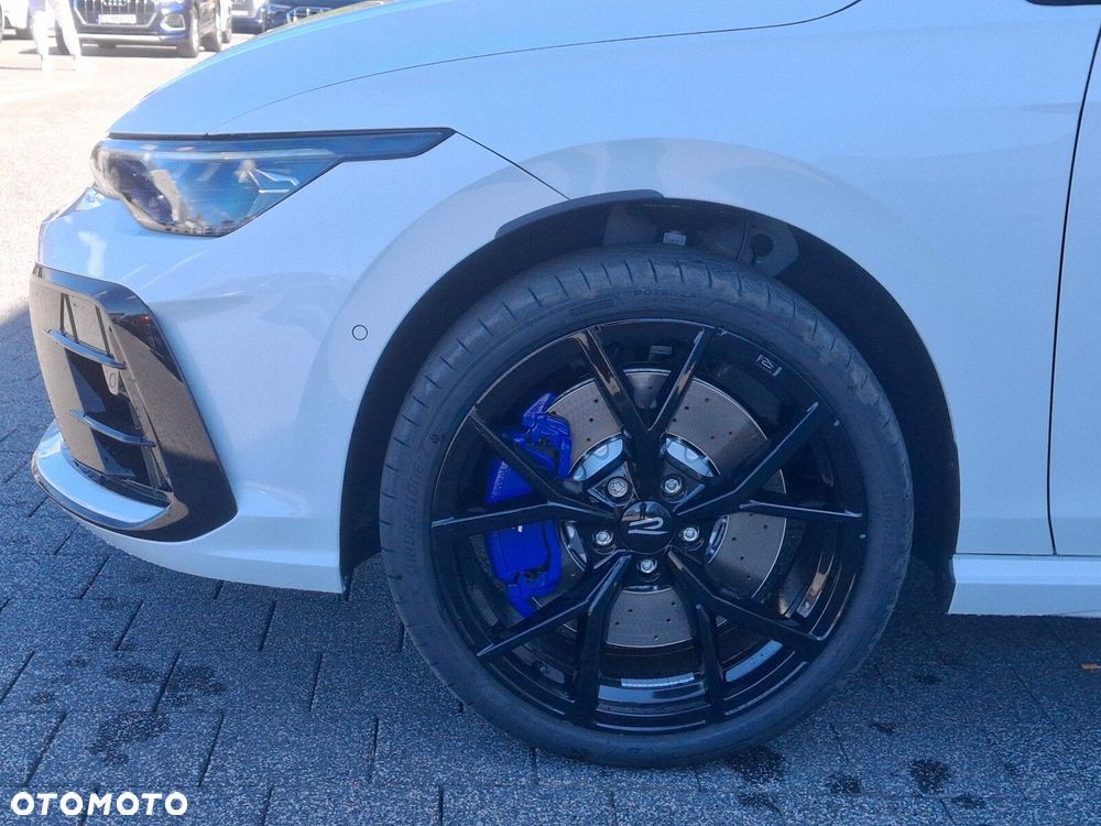 Volkswagen Golf - 4