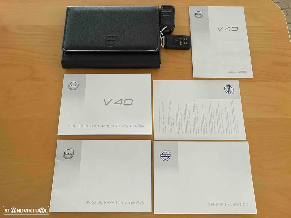 Volvo V40 2.0 D4 Inscripton Geartronic - 55
