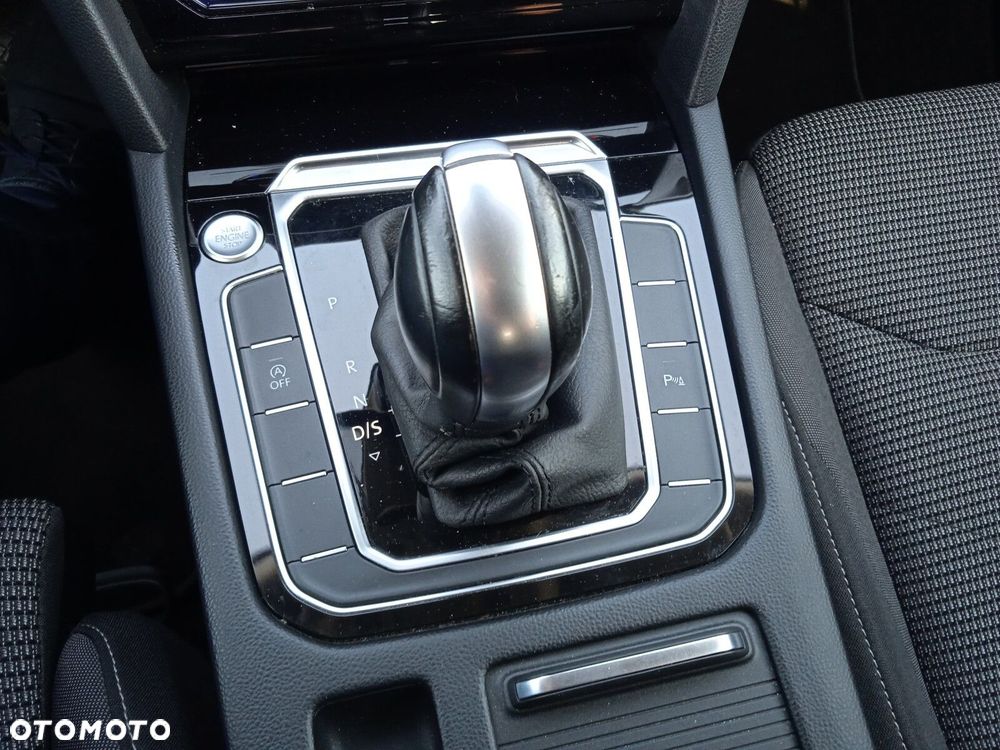 Volkswagen Arteon 2.0 TDI Essence DSG - 23