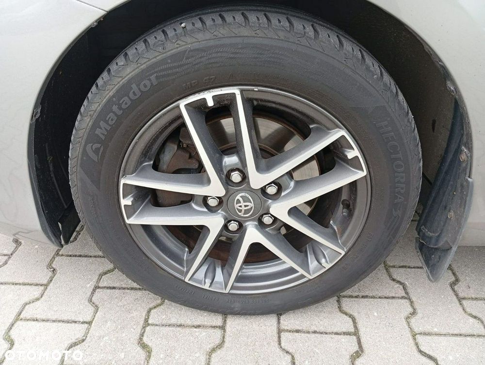Toyota Auris - 28