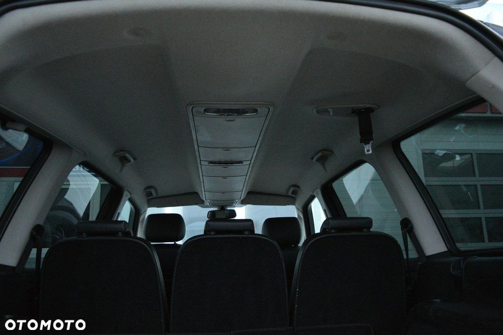 Ford Galaxy 1.8 TDCi Ghia - 37