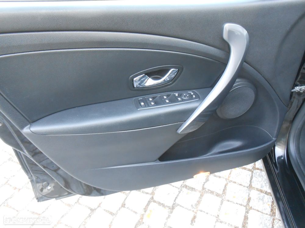 Renault Mégane Sport Tourer 1.5 dCi Zen ECO - 11