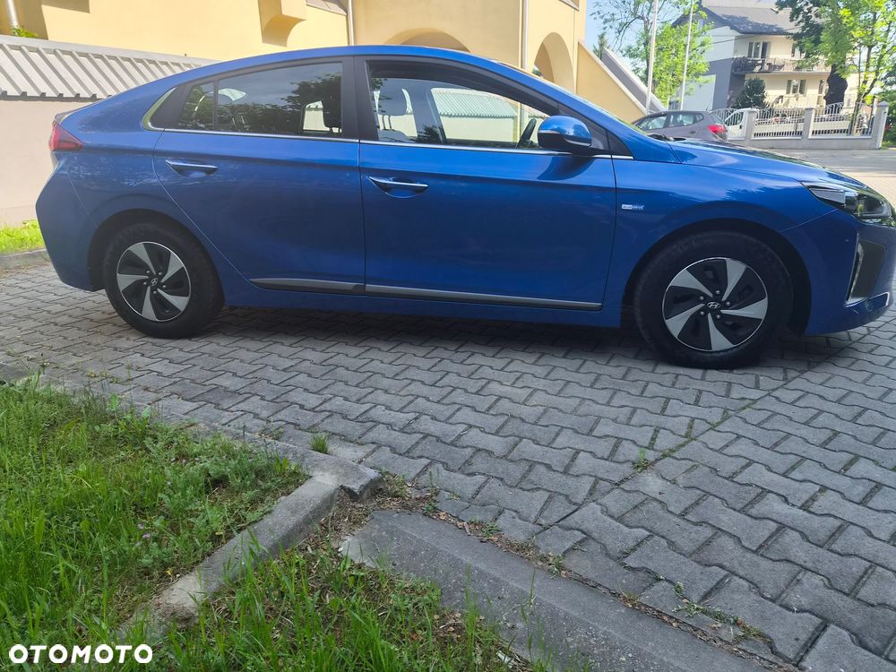 Hyundai IONIQ 1.6 GDI Premium - 5