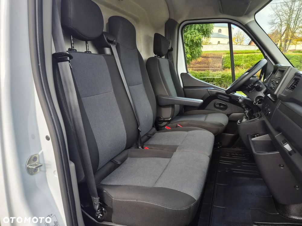 Renault Master - 24