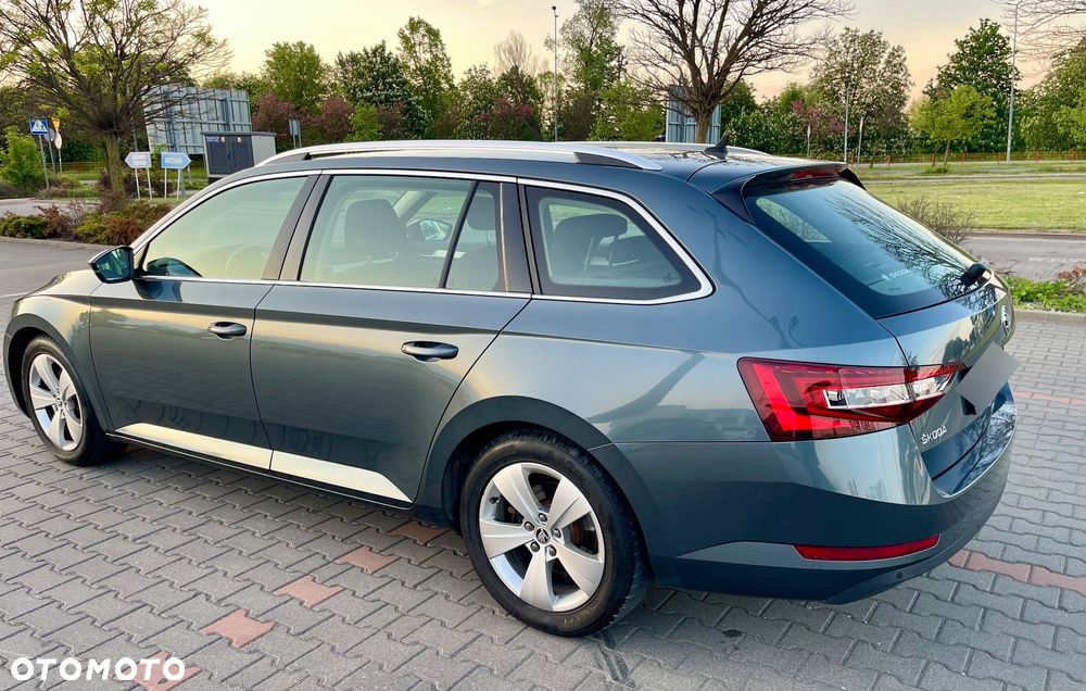 Skoda Superb 1.5 TSI ACT Ambition DSG - 5