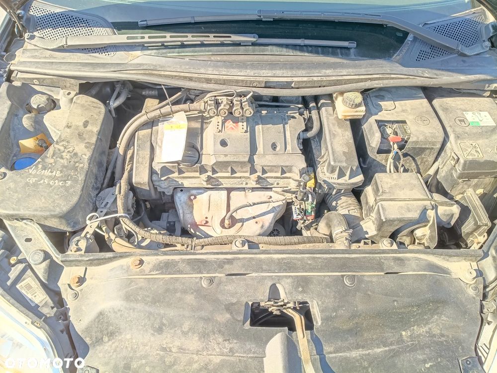 Citroën C4 1.6 16V Confort - 25