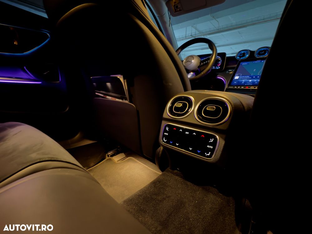 Mercedes-Benz C 300 PHEV 4MATIC - 12