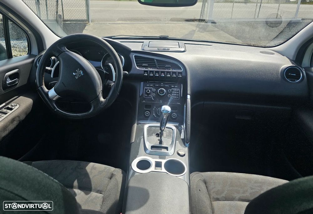 Peugeot 3008 1.6 e-HDi Business Line 2-Tronic - 12