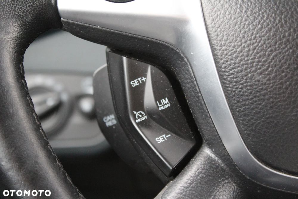Ford Grand C-MAX - 19