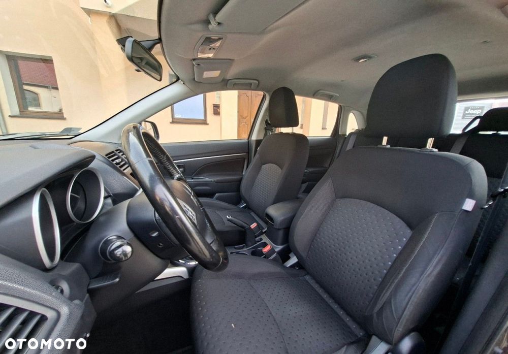 Mitsubishi ASX - 21