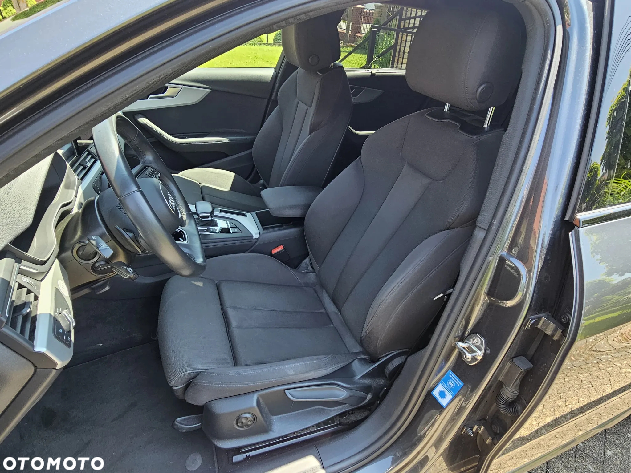 Audi A4 Avant 40 TDI S tronic S line - 29