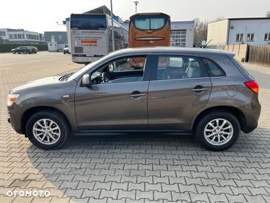 Mitsubishi ASX - 8