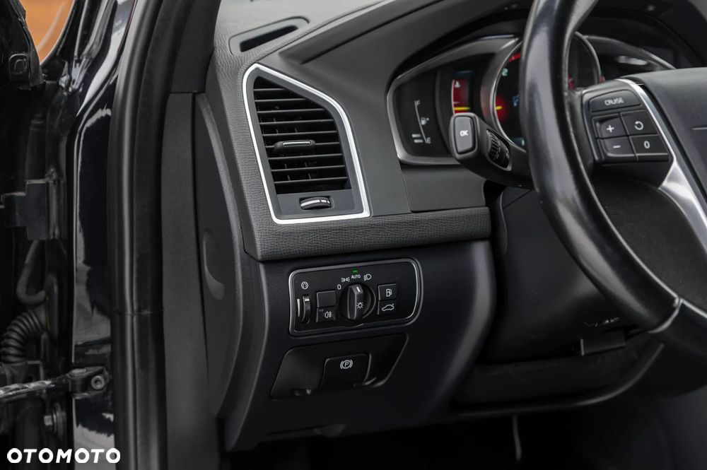 Volvo XC 60 D3 Geartronic Summum - 30