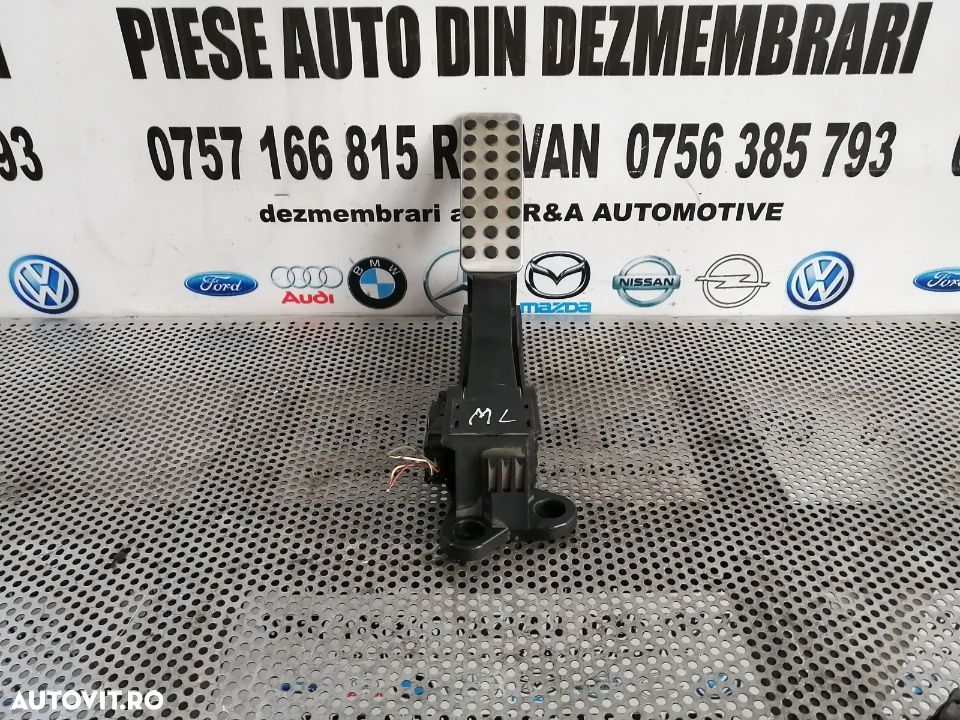 Pedala Acceleratie Mercedes ML W164 3.0 Cdi Volan Stanga Germania - 1
