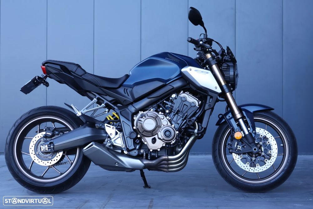Honda CB - 8