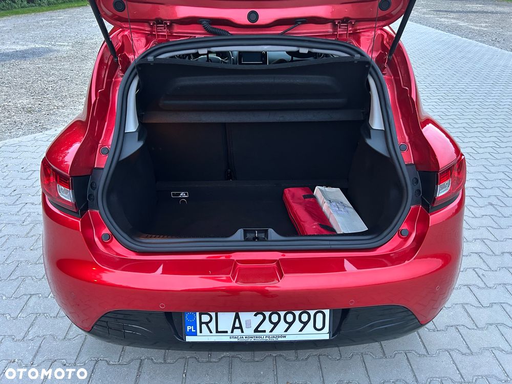 Renault Clio 1.2 16V Alize - 19