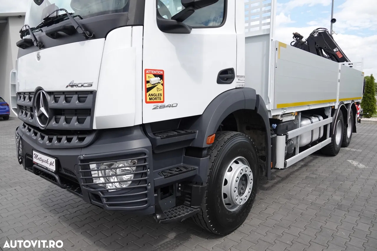 Mercedes-Benz AROCS 2640/ 6x4 / TRANSMISIE - 6,5 M / HDS HIAB 158 DS-4 / extensie: 12,5 M / EURO 6 / RADIOCOMANDĂ / ROTATOR / FURCI / 2020 - 9