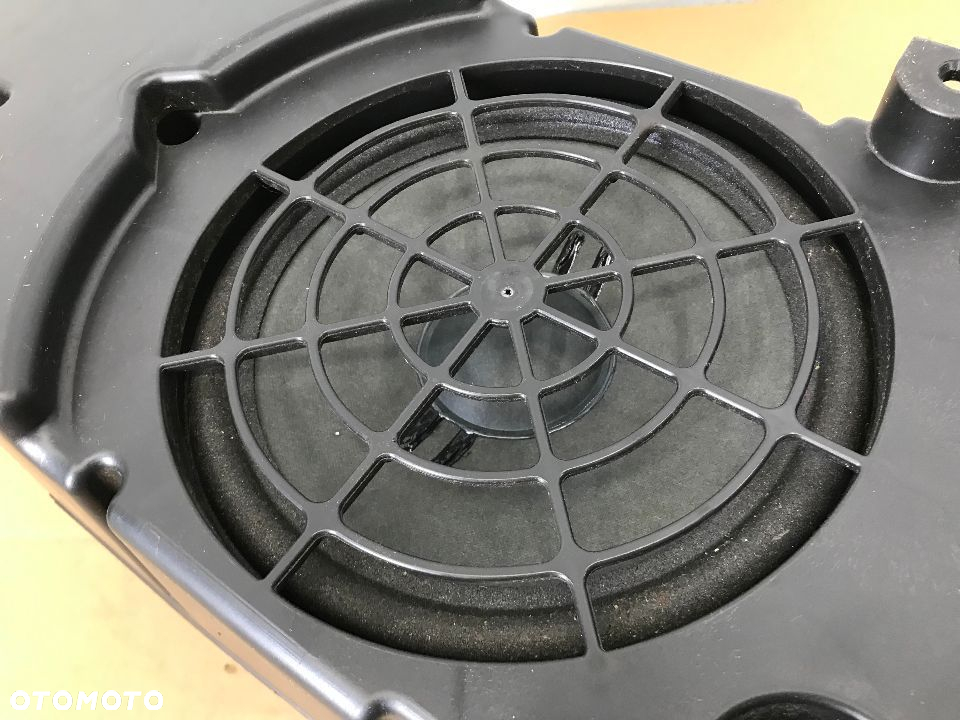 Radio Mercedes Vito W639 wzmacniacz subwoofer głosniki tuner wzmacniacz zmieniarka kmpl. A6398271660 - 10