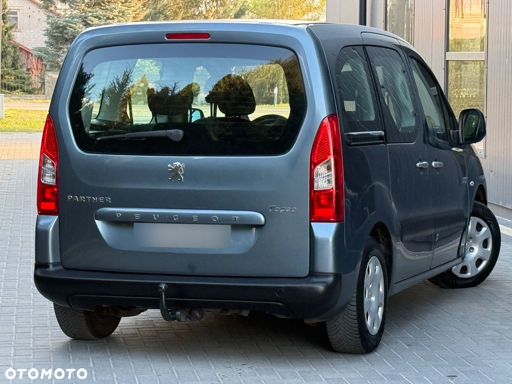 Peugeot Partner 110 Family - 10