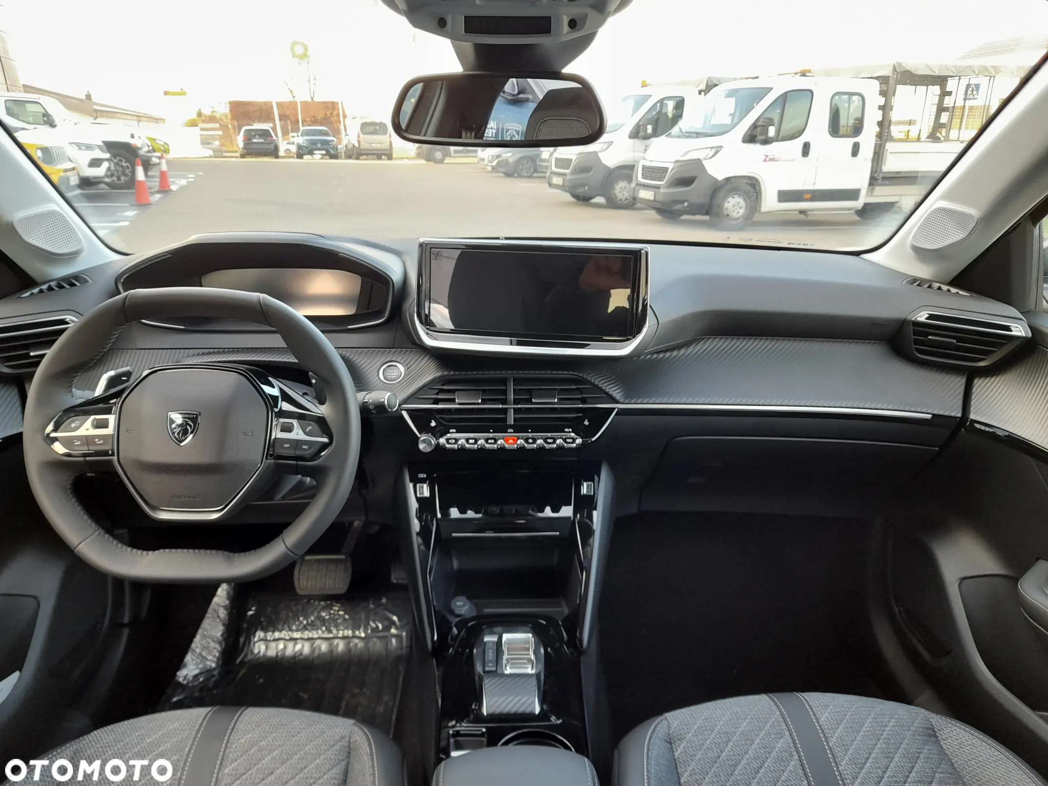 Peugeot 208 1.2 mHEV Allure - 11