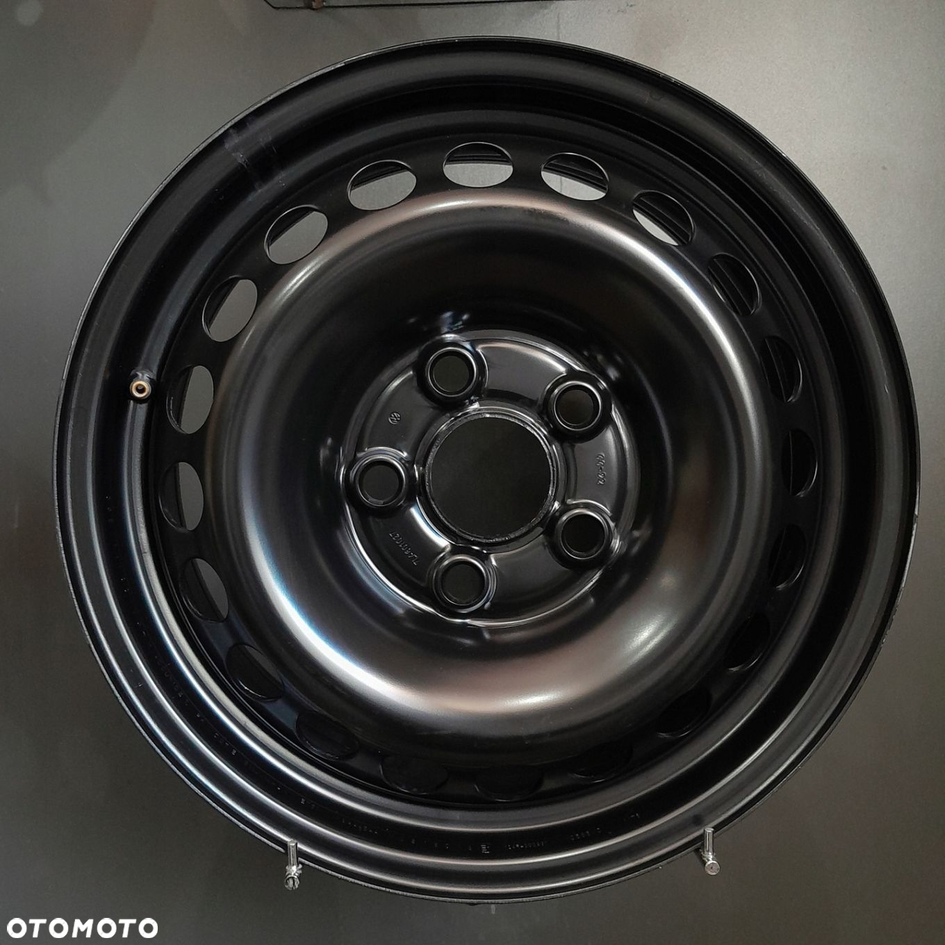 Felgi 16 5x120 VW Volkswagen Transporter T5 T6 F11537-34 - 3