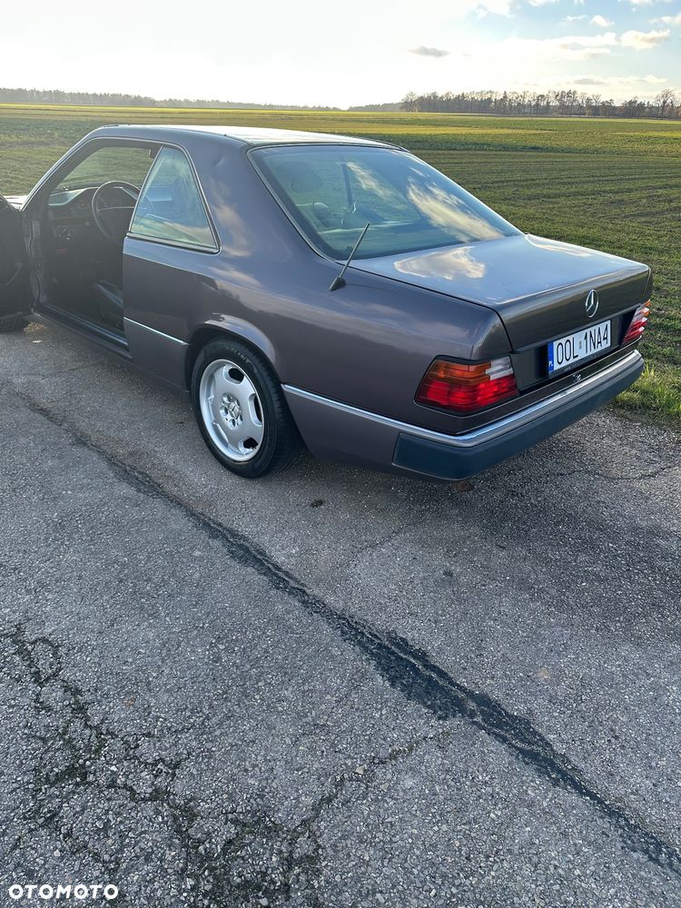 Mercedes-Benz W124 (1984-1993) - 6