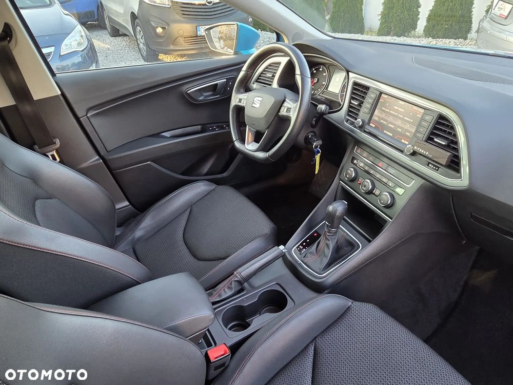 Seat Leon 2.0 TDI FR Black S&S DSG - 7