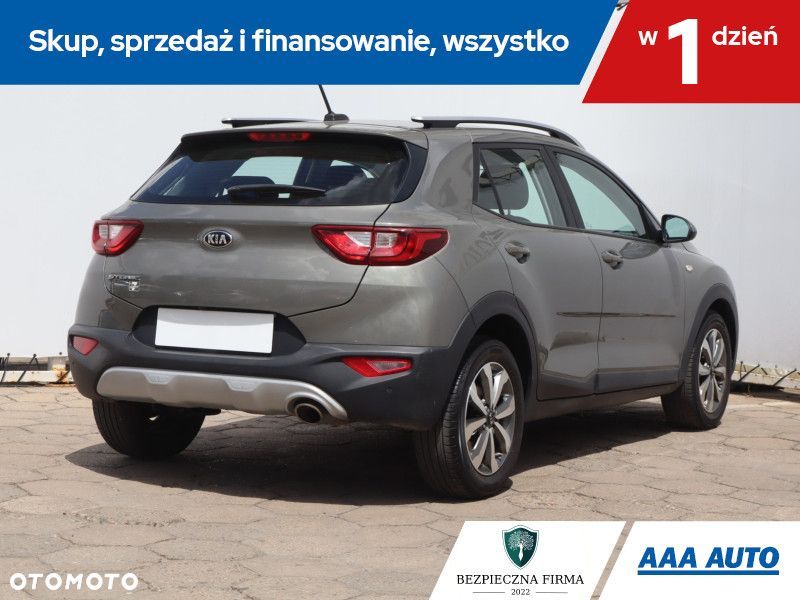 Kia Stonic - 7