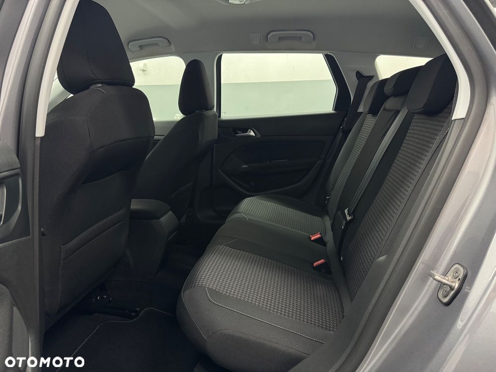 Peugeot 308 BlueHDi 130 EAT6 Stop & Start Active - 24