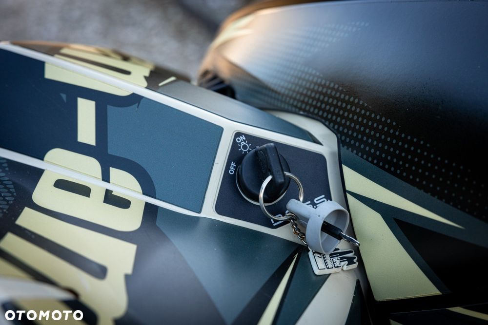 Can-Am Renegade - 14