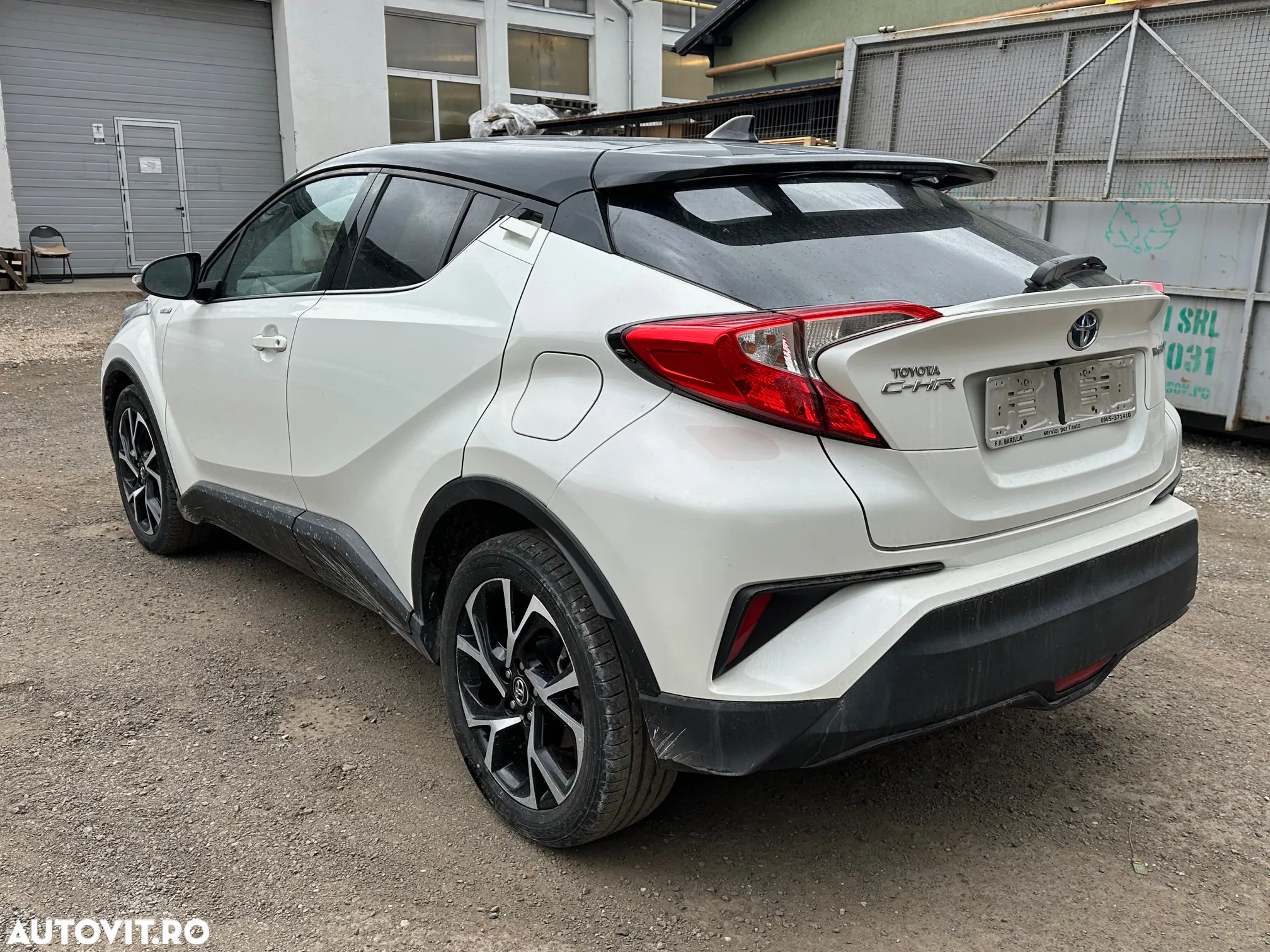 Toyota C-HR 1.8 HSD 122 CP 4x2 CVT C-lassy bi-tone - 25