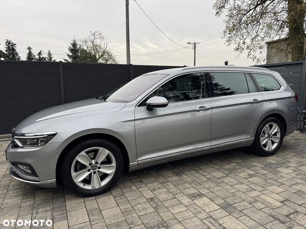 Volkswagen Passat Variant 2.0 TDI SCR Elegance DSG - 1