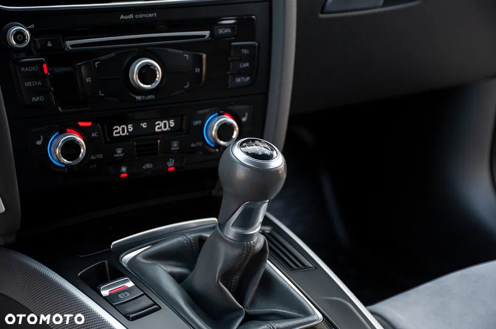 Audi A4 Limousine 1.8 TFSI S line Sportpaket - 35