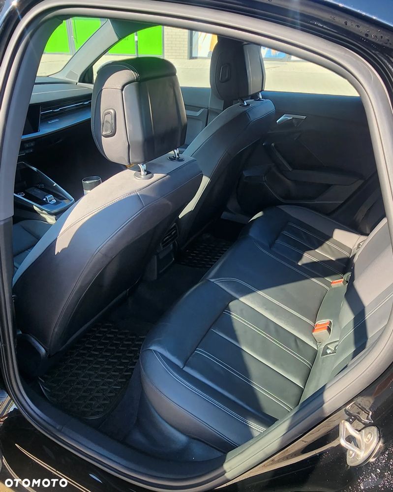 Audi A3 Limousine 40 TFSI quattro S tronic advanced - 11