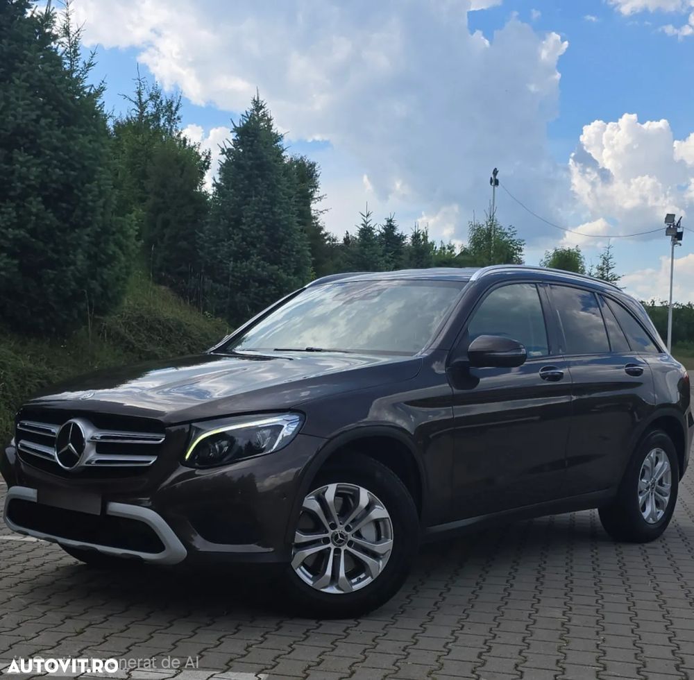 Mercedes-Benz GLC - 13