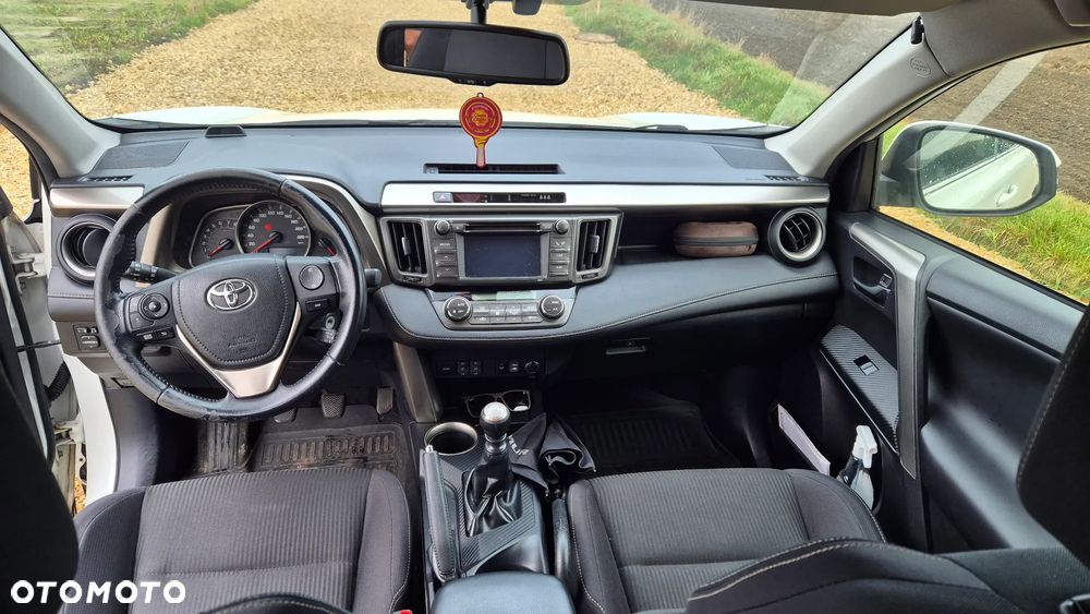 Toyota RAV4 2.0 Premium - 12