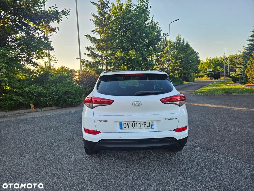 Hyundai Tucson blue 1.7 CRDi 2WD Style - 16