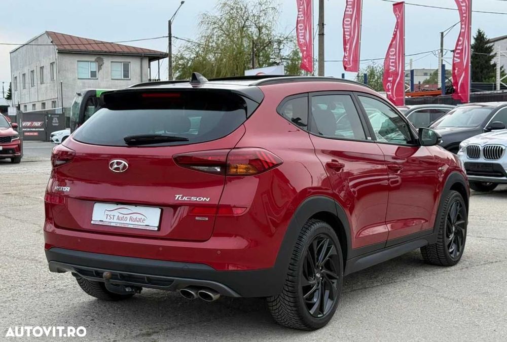 Hyundai Tucson 2.0 CRDI 4WD 8AT Premium - 9